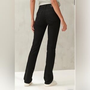 Lucky Brand Mid Rise Straight Leg Super Stretch 5-Pocket Denim Jeans